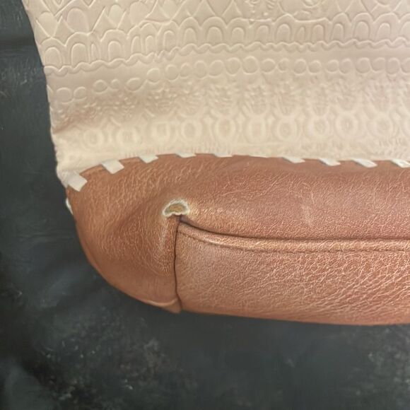 Sakroots by The Sak Arcadia Medium Shoulder - Tote - Picture 11 of 12